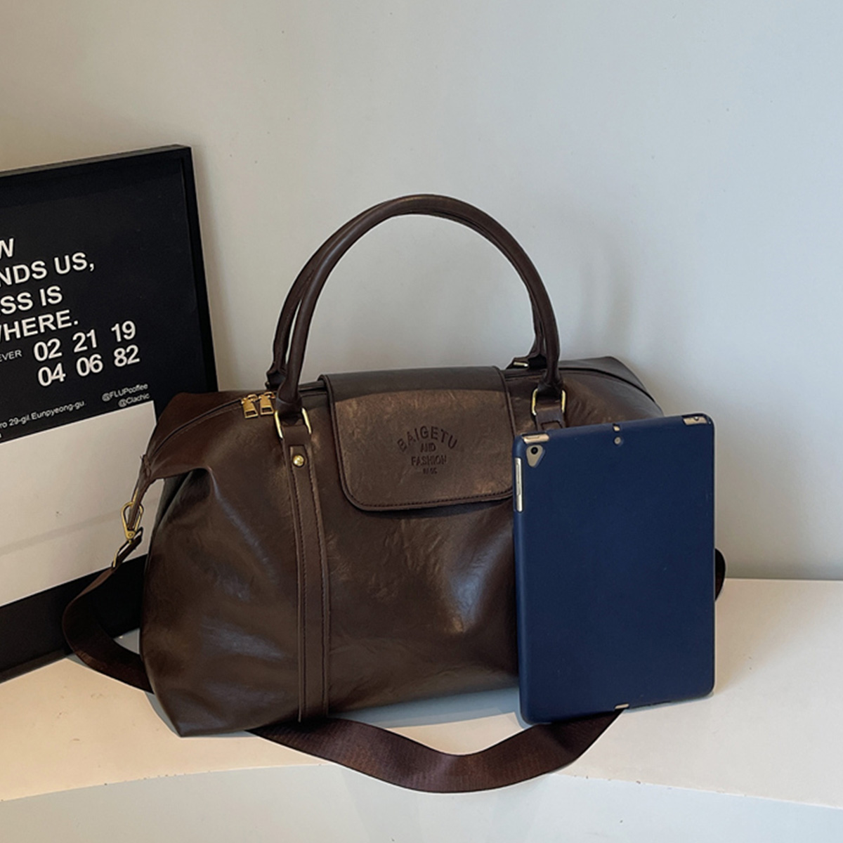 Large Capacity Retro Patent Le - Women Bags For Airport recension och pris