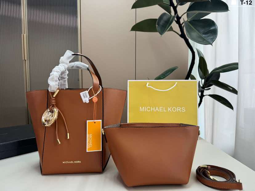 MICHAEL KORS/Michael Kors MK 2 - Women'S Bags Michael Kors recension och pris