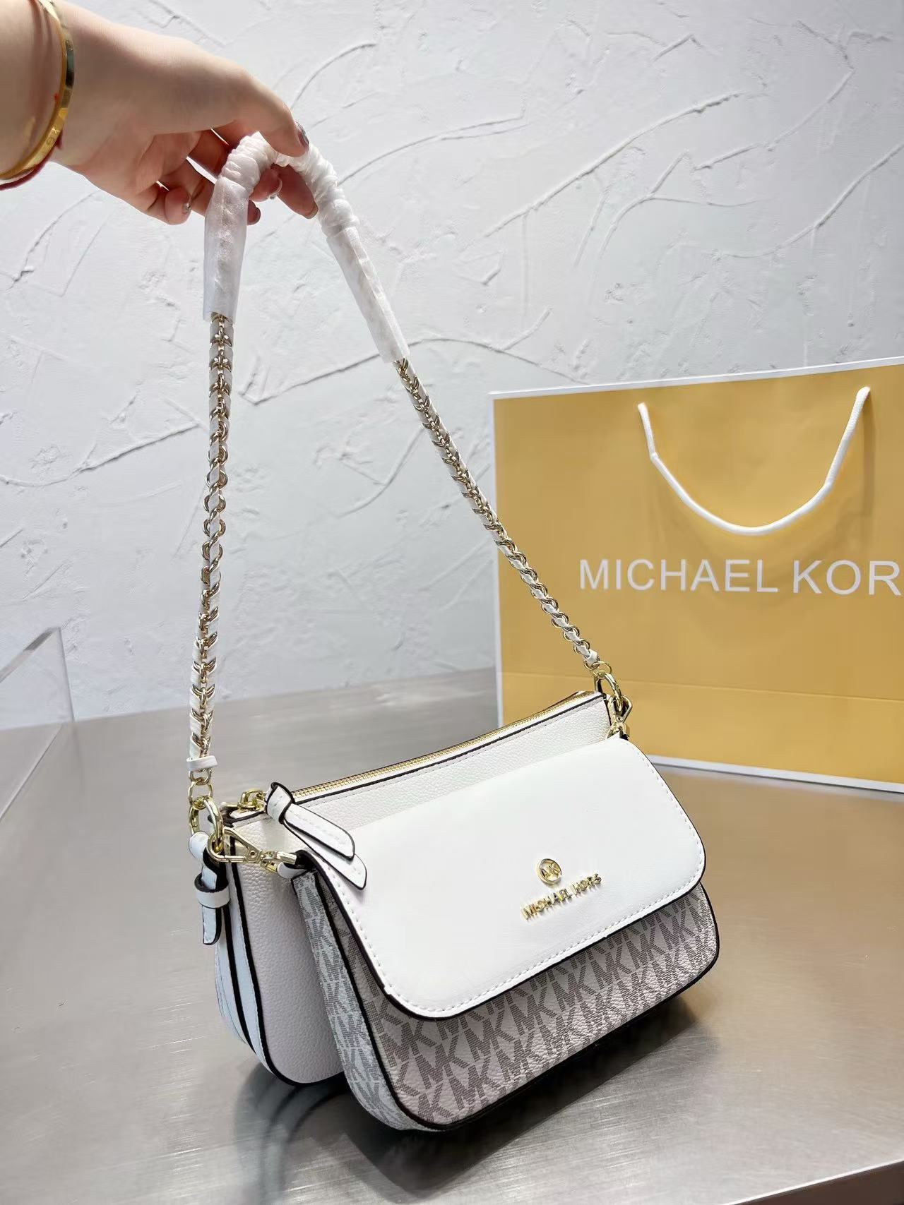 Brand New Michael Kors Ole Jet - Women'S Bags Michael Kors recension och pris
